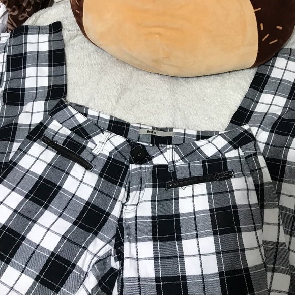 Black and White Plaid Pants - Picture 2 of 4